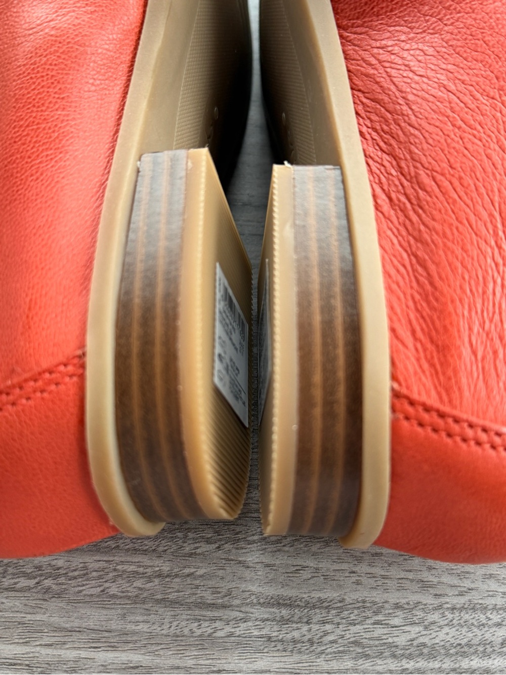 Clarks Sarafyna Iris Grenadine Orange Red Leather Chain Loafers Womens 7 WIDE 7W - Picture 10 of 12